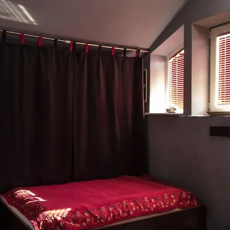 Cosy By The River With A Great View Appartement Skopje
